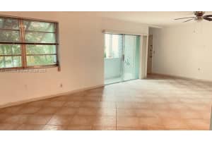 9350 SW 77th Ave APT G4, Miami, FL 33156, Sold 06/28/24