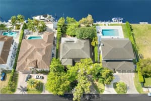 467 Tamarind Dr, Hallandale Beach, FL 33009, Sold 06/18/24