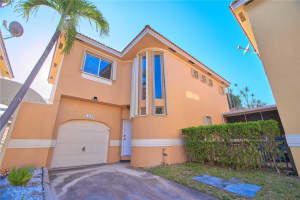 11199 Lakeview Dr, Coral Springs, FL 33071, Sold 08/19/24