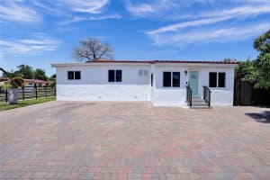 5420 E 7th Ave, Hialeah, FL 33013, Sold 10/03/24