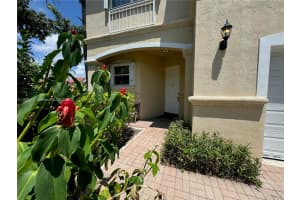 1095 Scarlet Oak St, Hollywood, FL 33019, Sold 05/13/25