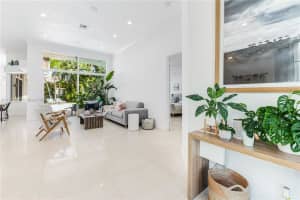 244 Landings Blvd, Weston, FL 33327, Sold 07/15/24
