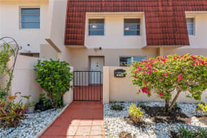 4066 Inverrary Dr #10e, Lauderhill, FL 33319, Sold 12/18/24