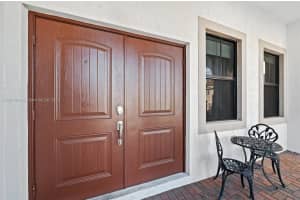 972 NW 104 Ave, Miami, FL 33172, Sold 11/27/24