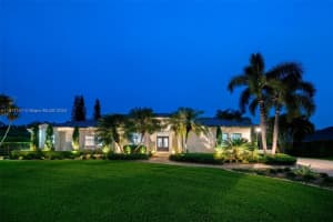 8530 SW 166th St, Palmetto Bay, FL 33157, Sold 04/14/25