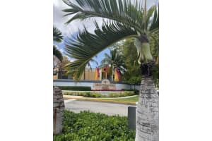 6284 NW 186th St APT 208, Hialeah, FL 33015, Sold 07/29/24