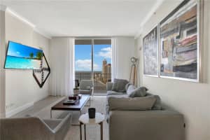 701 Brickell Key Blvd Ph 02, Miami, FL 33131, Sold 10/28/24