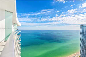 4111 S Ocean Dr, Hollywood, FL 33019, Sold 11/12/24