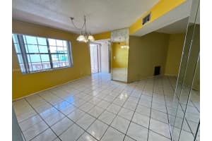 4140 NW 44th Ave APT 305, Lauderdale Lakes, FL 33319, Sold 12/09/24