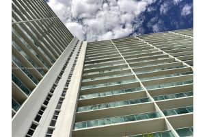 100 Bayview Dr APT 620, Sunny Isles Beach, FL 33160, Sold 09/03/24