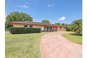 8817 SW 153rd Terrace, Palmetto Bay, FL 33157, Sold 11/12/24