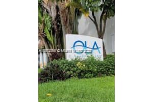 15205 NE 6th Ave APT D106, Miami, FL 33162, Sold 10/15/24
