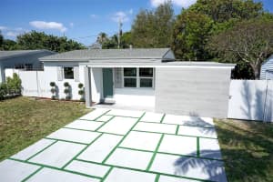2589 NE 14th Ave, Pompano Beach, FL 33064, Sold 10/31/24