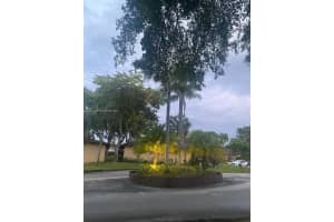 310 Cambridge Rd #4-36, Hollywood, FL 33024, Sold 07/16/24