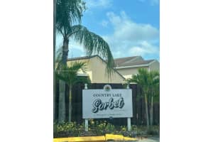 6542 NW 197th Ln, Hialeah, FL 33015, Sold 05/24/24