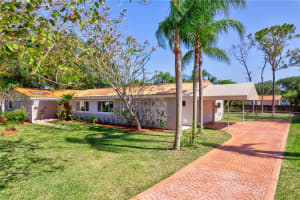 7720 SW 141st St, Palmetto Bay, FL 33158, Sold 09/10/24
