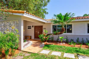 7720 SW 141st St, Palmetto Bay, FL 33158, Sold 09/10/24