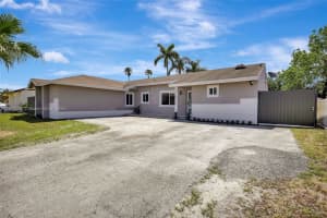 6310 NW 199th St, Hialeah, FL 33015, Sold 06/21/24