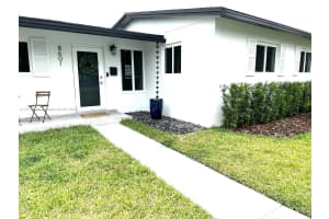 8601 NW 178th St, Hialeah, FL 33015, Sold 06/27/24