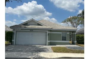 9325 Arborwood Cir, Davie, FL 33328, Sold 06/05/24