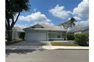 9325 Arborwood Cir, Davie, FL 33328, Sold 06/05/24