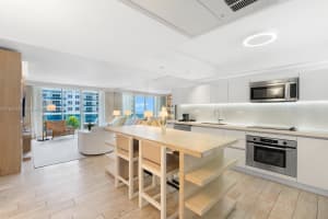 102 24th St APT 1212, Miami Beach, FL 33139, Sold 06/13/24