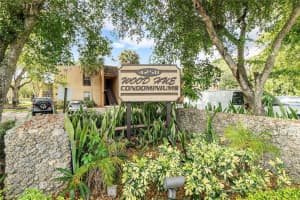 4221 NW 19th St APT 283, Lauderhill, FL 33313, Sold 11/07/24