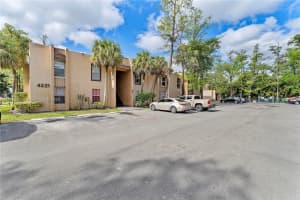 4221 NW 19th St APT 283, Lauderhill, FL 33313, Sold 11/07/24