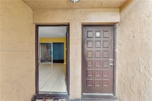 4221 NW 19th St APT 283, Lauderhill, FL 33313, Sold 11/07/24