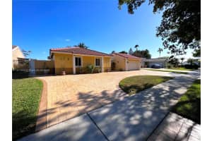 6208 NW 194th St, Hialeah, FL 33015, Sold 06/25/24