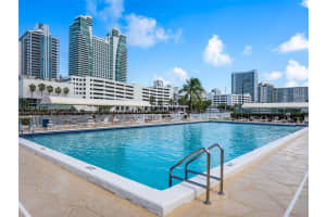 600 Parkview Dr APT 503, Hallandale Beach, FL 33009, Sold 07/25/24