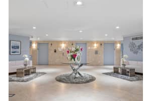 600 Parkview Dr APT 503, Hallandale Beach, FL 33009, Sold 07/25/24