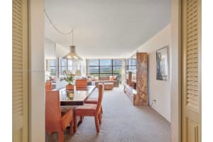 600 Parkview Dr APT 503, Hallandale Beach, FL 33009, Sold 07/25/24