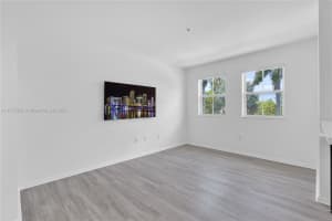 8620 NW 97th Ave APT 208, Medley, FL 33178, Sold 09/06/24