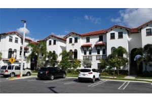 10600 NW 88th St APT 218, Doral, FL 33178, Sold 05/29/24