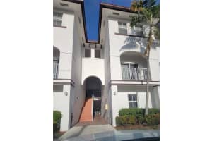 8900 NW 97th Ave APT 211, Medley, FL 33178, Sold 09/13/24