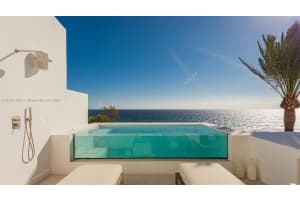 00 Puente Romano Marbella, FL  - MLS#A11573160