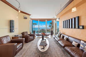 300 South Pointe Dr APT 1904, Miami Beach, FL 33139, Sold 09/06/24