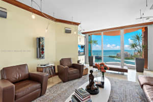 300 South Pointe Dr APT 1904, Miami Beach, FL 33139, Sold 09/06/24