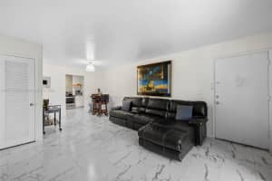 4043 NW 16th St APT 201, Lauderhill, FL 33313, Sold 07/16/24