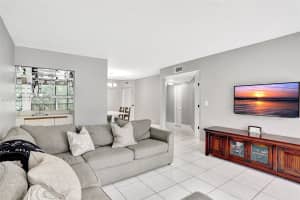 1832 Hammock Blvd #309, Coconut Creek, FL 33063, Sold 08/12/24