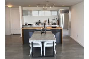 1040 Biscayne Blvd APT 3807, Miami, FL 33132, Sold 07/01/24