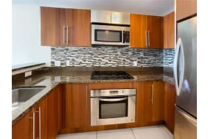 300 S Biscayne Blvd l 1210, Miami, FL 33131, Sold 08/01/24