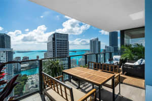68 SE 6th St Apt 3711, Miami, FL 33131, Sold 07/22/24