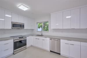 1104 N 13th Terrace, Hollywood, FL 33019, Sold 12/27/24