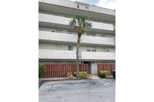 6900 N Kendall Dr APT A103, Pinecrest, FL 33156, Sold 06/14/24