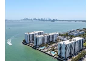 7501 E Treasure Dr #8k, North Bay Village, FL 33141, Sold 09/06/24