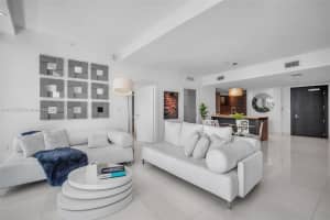 200 Biscayne Blvd Way APT 4404, Miami, FL 33131, Sold 06/11/24