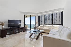 520 Brickell Key Dr APT A1003, Miami, FL 33131, Sold 09/13/24