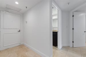520 Brickell Key Dr APT A1003, Miami, FL 33131, Sold 09/13/24